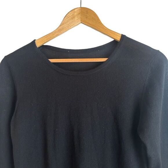 Cashmere Black Lightweight Long Sleeve Crewneck Sweater - Picture 3 of 4